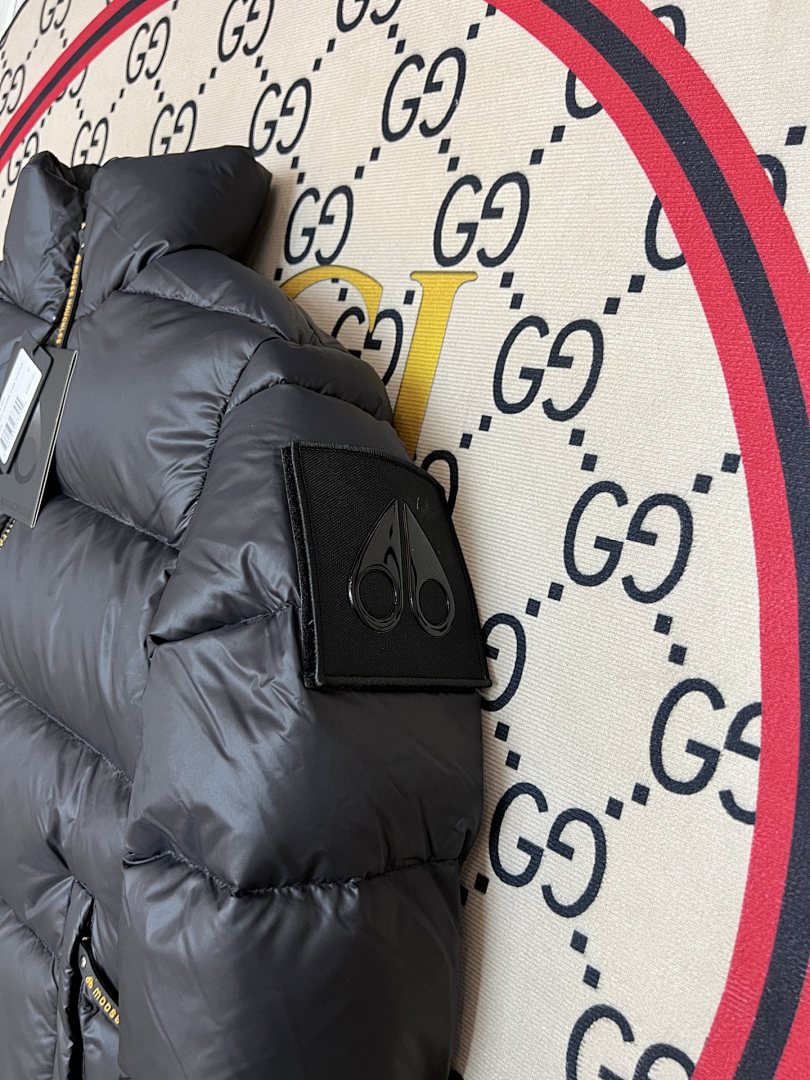 Moose Knuckles Black Patch-Detail Hooded Bomber Jacket