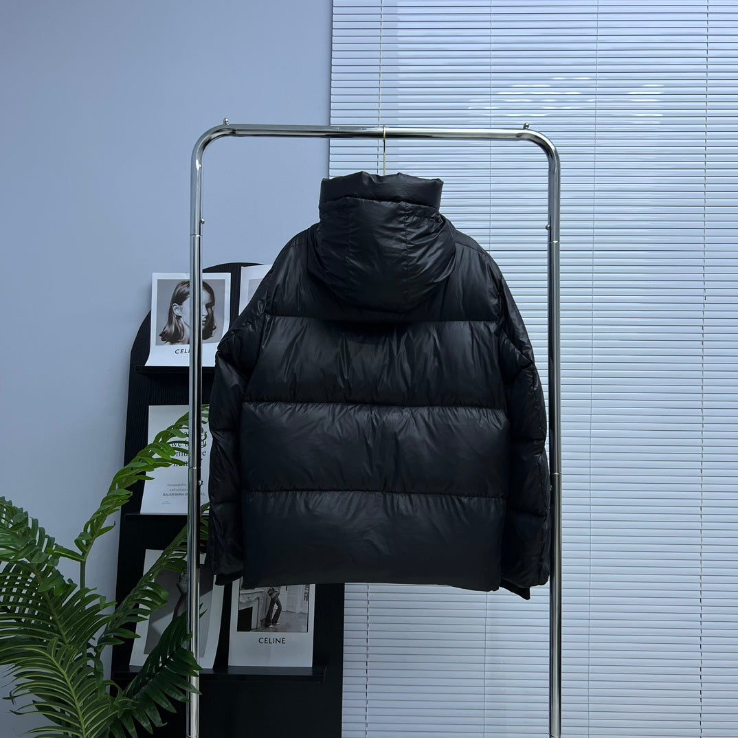 Canada Goose Black Glossy Logo Patch Hooded Puffer Jacket
