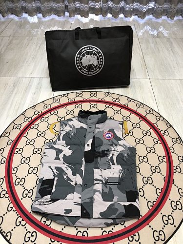 Canada Goose Gray Camo Logo Patch Puffer Vest