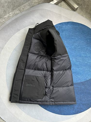 Canada Goose Black Tonal Logo Puffer Vest