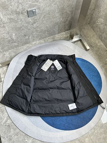 Canada Goose Black Tonal Logo Puffer Vest